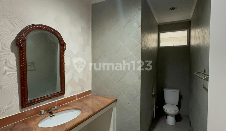 Rumah 2 Lantai Rasamala Menteng Dalam, Jakarta Selatan  2