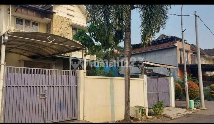 Rumah Bagus Unfurnished SHM Serpong Utara, Tangerang Selatan 2