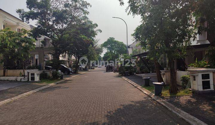 Rumah 2 Lantai Bagus Unfurnished SHM di Greenwich Cluster Sheffield, Tangerang 2