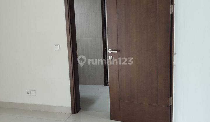 Rumah 2 Lantai Bagus Unfurnished di Greenwich Cluster Mayfield Bsd City, Tangerang 2