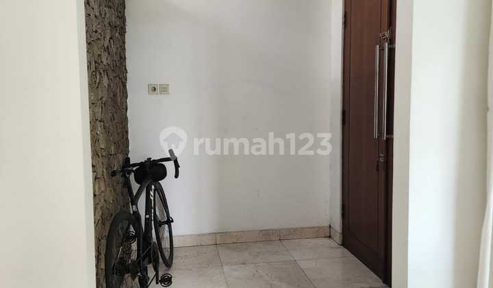 rumah split level 2 lantai di bsd puspita loka tangerang 2