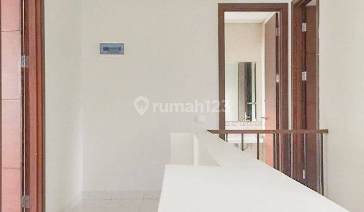 RUMAH FURNISHED STRATEGIS DEKAT PINTU TOL DI THE GREEN BSD (JO) 13