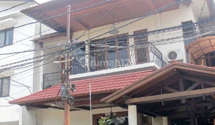 RUMAH DUA LANTAI COCOK UNTUK USAHA ATAU TEMPAT TINGGAL DI WIJAYA TIMUR JAKARTA SELATAN 2