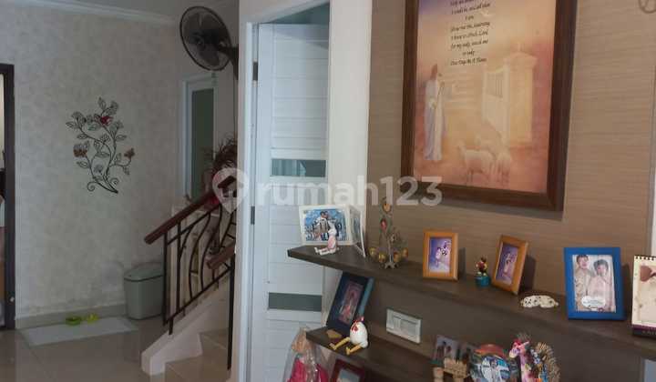 Rumah Asri Dekat Pintu Tol dan Stasiun Kereta 2