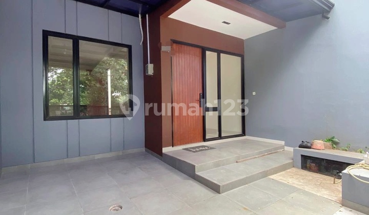 For Sale Nice House Near Toll Gate and Train Station in Kencana Loka Bsd 2