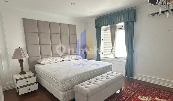 Premium House In Pakubuwono Area - Strategic Roadside Location