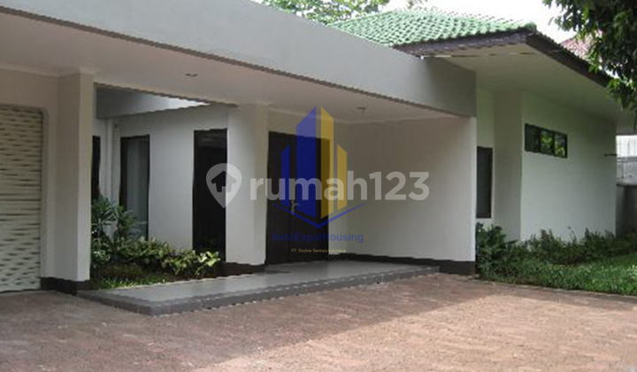 Spacious Family Home With Pool Near French International School - Ideal For Expat Living | South Jakarta