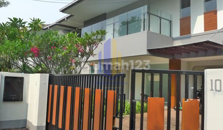 Prestigious Family Home For Rent - South Jakarta