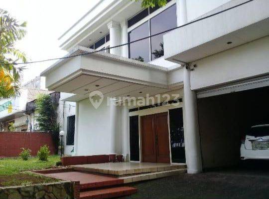 Rumah 2 Lantai Dekat Pakubuwono Jakarta Selatan  1