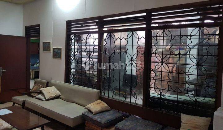 Rumah Tua Hitung Tanah Di Kebayoran Baru Jakarta Selatan  2