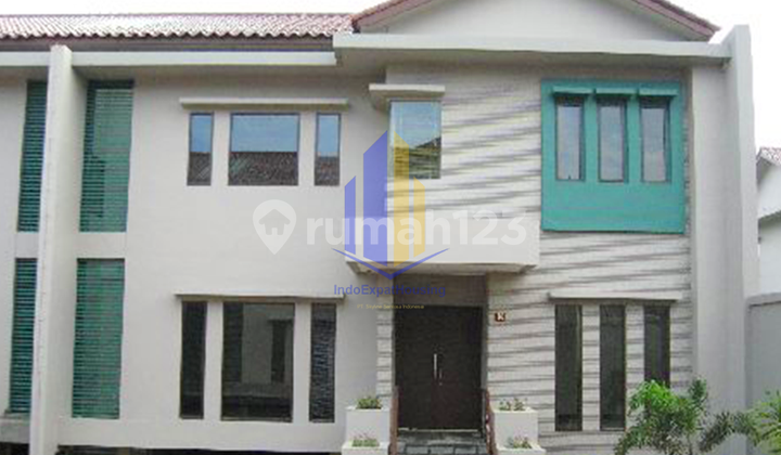 Perfect For Expat Living Elegant Family Residence With Pool - Prime South Jakarta Location