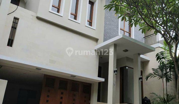 Rumah 2 Lantai Di Kemang Selatan, Jakarta Selatan  2