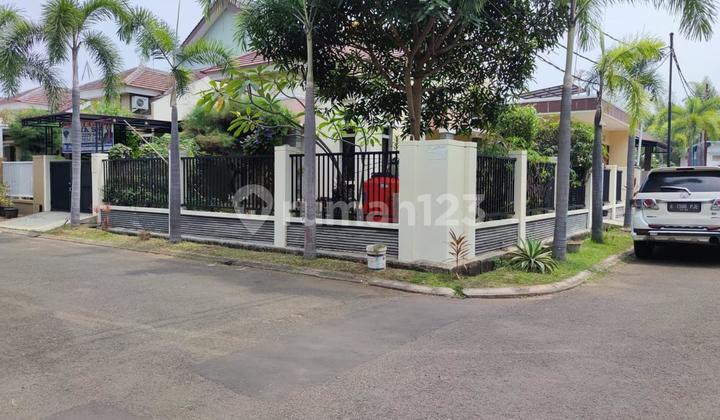 Di sewakan Rumah di Aralia