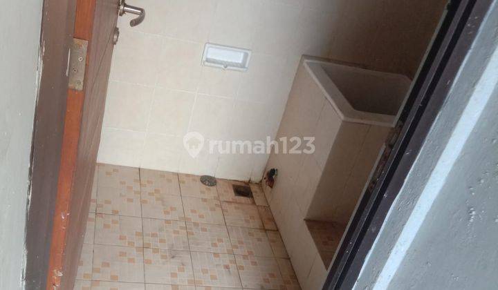 Di Sewakan Rumah 2 Lantai Heliconia Pinggir Jalan Lebar 15x20 Cocok Untuk Tinggal Dan Usaha di Harapan Indah Bekasi Barat 2