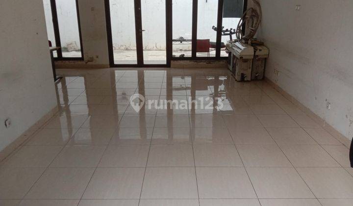 Di Sewakan Rumah 2 Lantai Heliconia Pinggir Jalan Lebar 15x20 Cocok Untuk Tinggal Dan Usaha di Harapan Indah Bekasi Barat 5