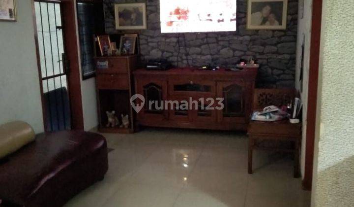 Rumah 2 Lantai Rawamangun view golf di Jakarta Timur 2,4M 1