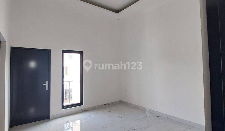 Jual Rumah 2 lantai baru di Boulevar Harapan Indah Bekasi 1,69M 1