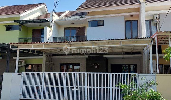 Di Sewakan Rumah Bagus 2 Lantau Baru di Cat di Cluster Aralia Harapan Indah 1