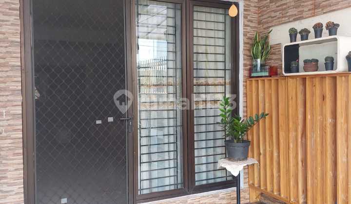 For Sale 2-Story Semi-Furnished House Inside Aralia Harapan Indah Cluster