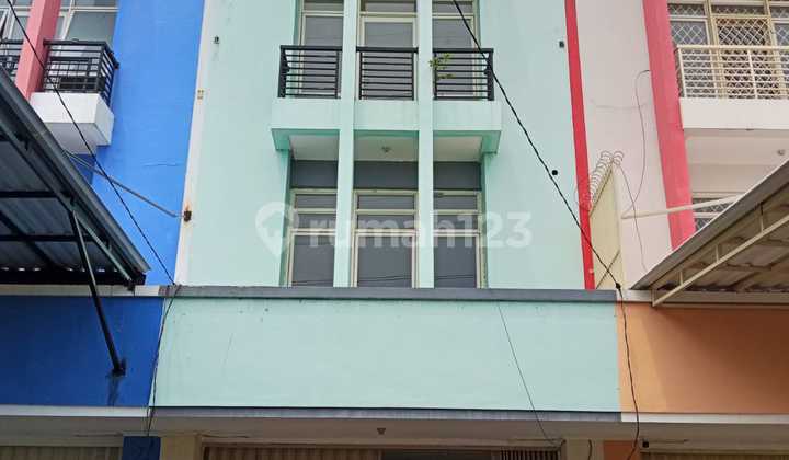 For Rent 3-Story Shop House Symphonia Harapan Indah West Bekasi - Strategic Location