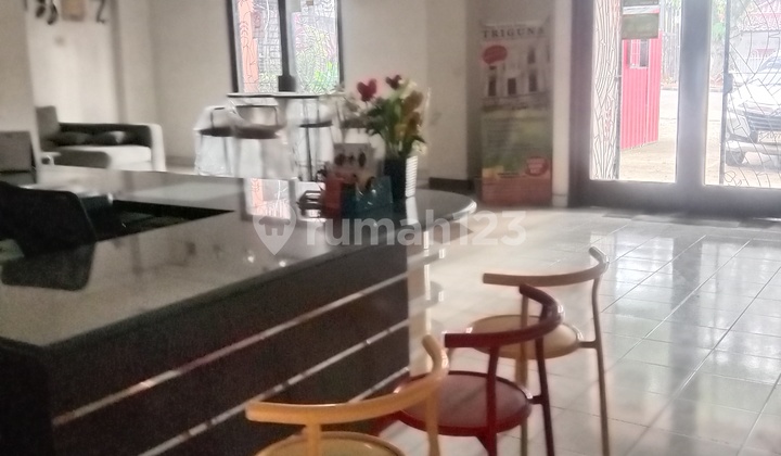 Quick Sale 3-Storey 3 Units of Attached Shophouses in Bogor City 16.8m Negotiable 2