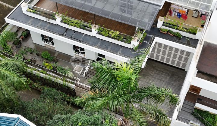 Dijual Rumah Mewah Green Ville Furnished 3 Lantai 2