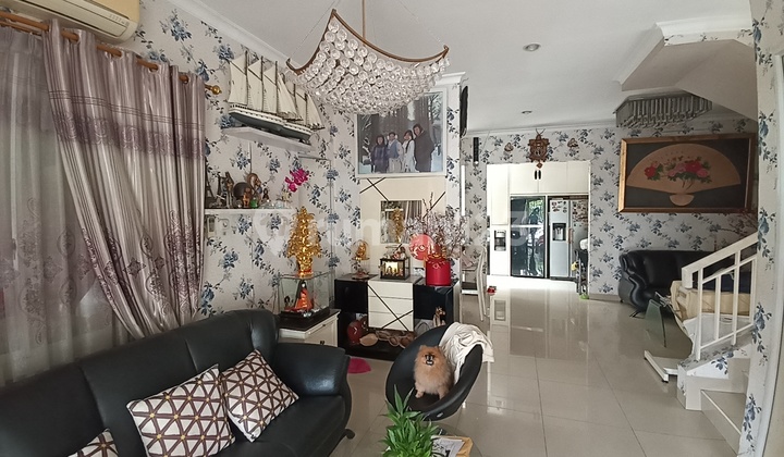 Casa Jardin Semifurnish Depan Taman Murah Nego