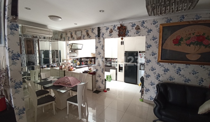 Casa Jardin Semifurnish Depan Taman Murah Nego