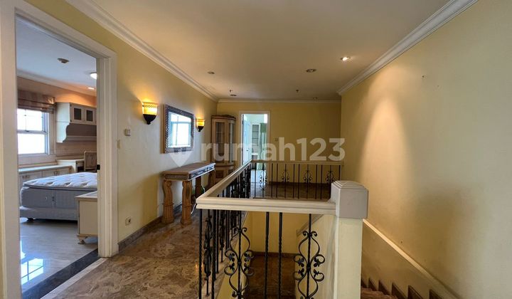 Apartemen Kedoya Elok Penthouse Mewah Di bawah NJOP