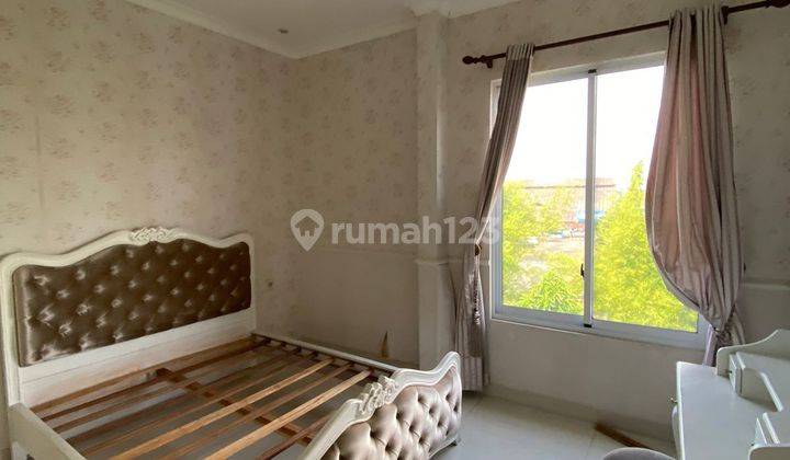 Rumah Sewa Casa Jardin Semi Furnish 3 Lantai 5