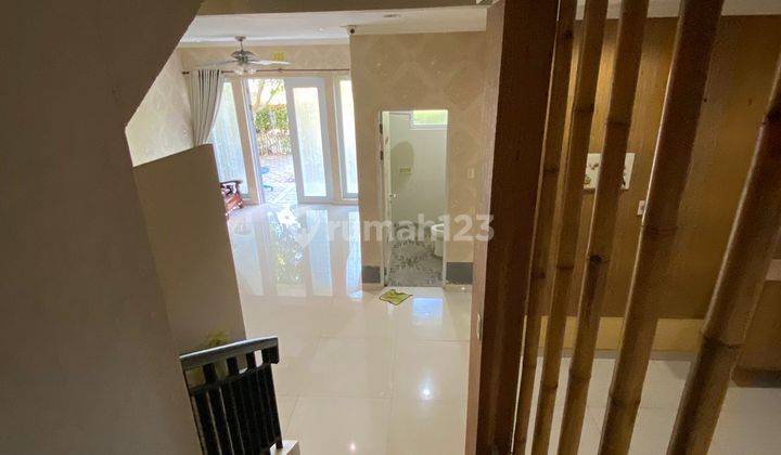 Rumah Sewa Casa Jardin Semi Furnish 3 Lantai 15