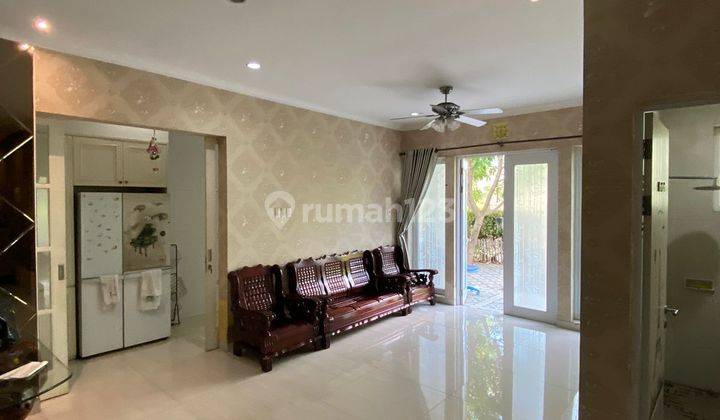Rumah Sewa Casa Jardin Semi Furnish 3 Lantai 17