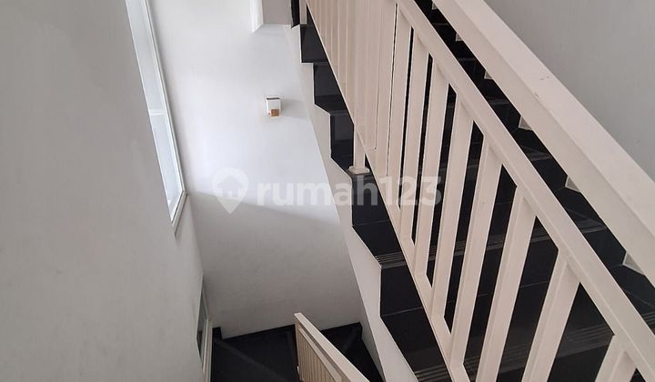 Rumah 4 Lantai Furnished Duri Kepa Greenville 2