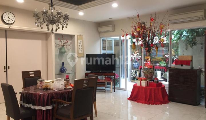 Dijual Rumah Mutiara Kedoya Komplek Mewah