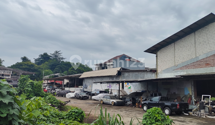 Gudang Jaksel Akses Jalan Raya