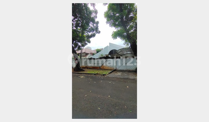 The Best and Lush Location in Pondok Indah 2