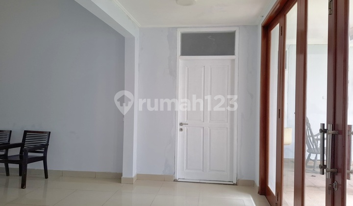 Looking for Near MRT Lebak Bulus? 2