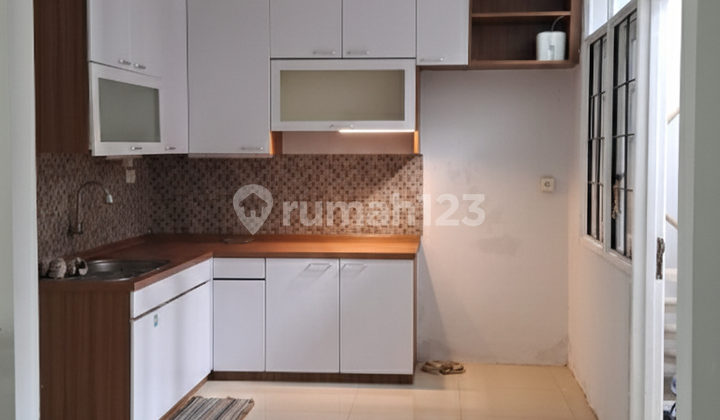 Looking for Near MRT Lebak Bulus? Looking for Near MRT Lebak Bulus?