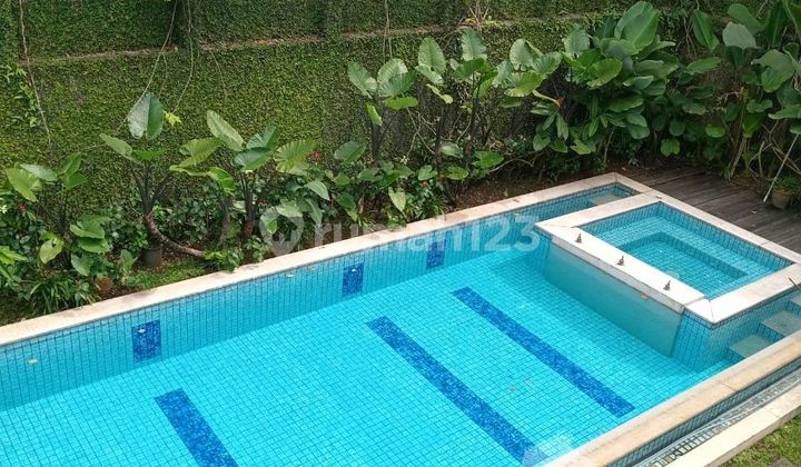 Rumah Dijual Area Simprug Golf