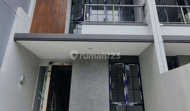 Wilson Rumah Baru Di Meruya Bangunan Batu Bata Merah 1