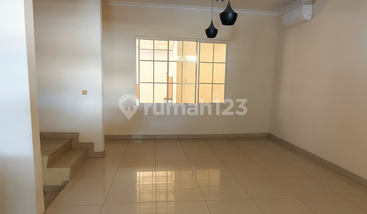 Wilson Rumah Cluster Europe Dekat Danau Uk 8x20 Green Lake City 2