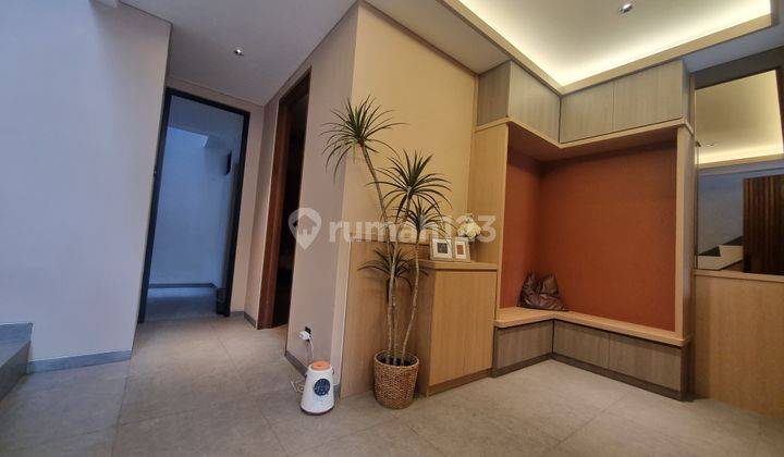 Wilson Rumah Brand New 3 Lantai Di Taman Permata Buana 2