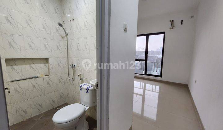 Rumah bebas banjir di tanjung duren 7