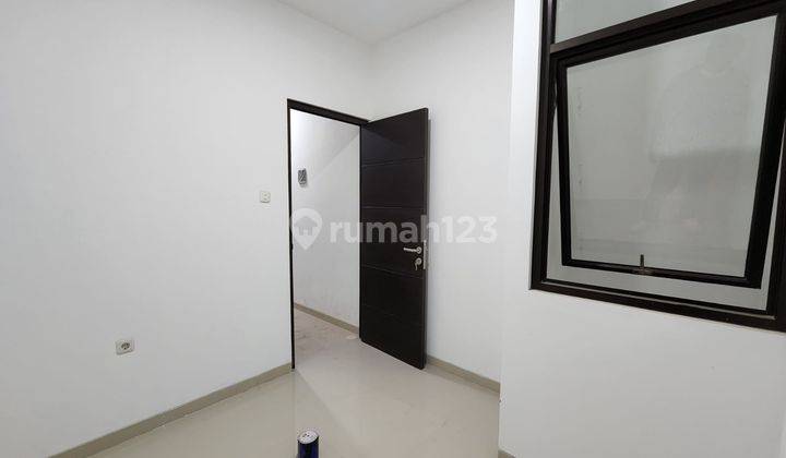 Rumah bebas banjir di tanjung duren 15