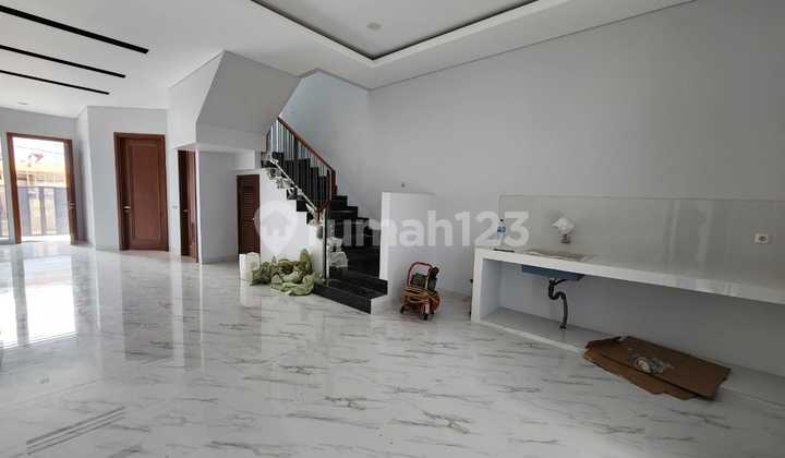 Rumah full bata merah di meruya kavling dki 4