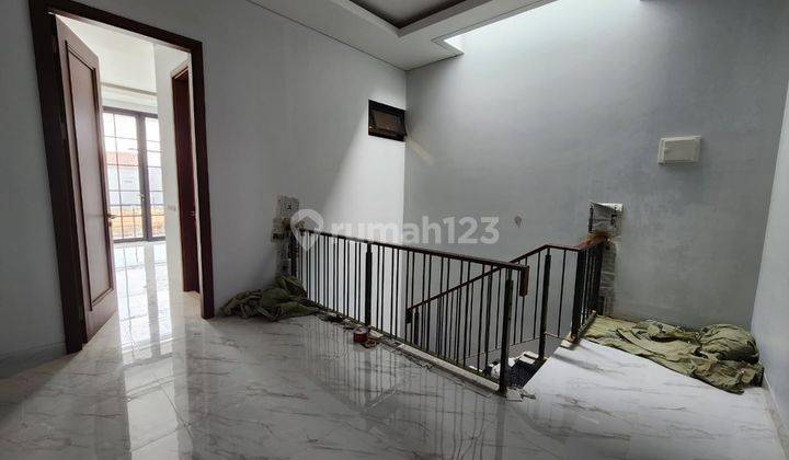 Rumah full bata merah di meruya kavling dki 12