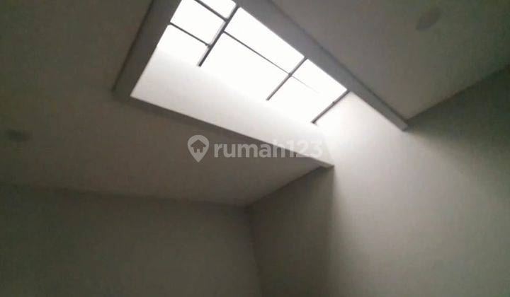 Rumah baru bangunan kokoh lokasi bagus di grogol 6
