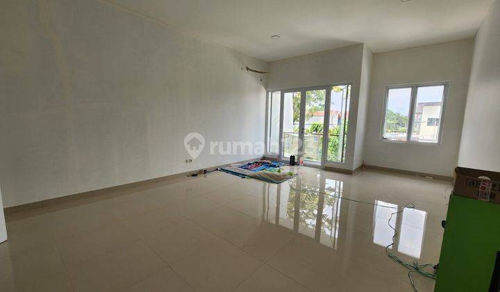 Wilson Rumah baru bebas banjir area meruya kav dki