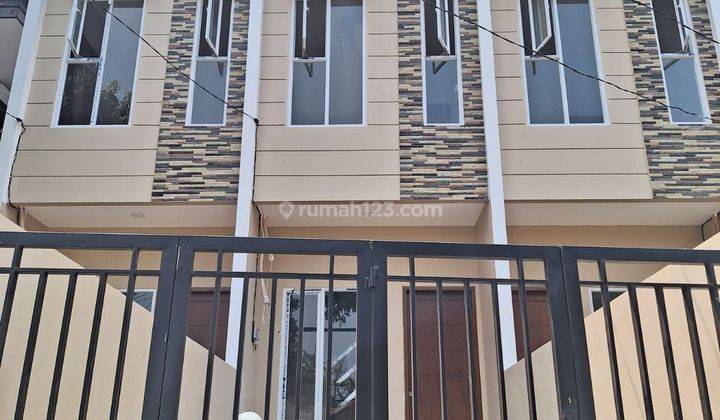 Wilson Rumah duta residence di duri kepa 1