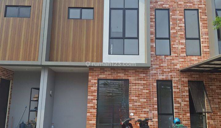 Wilson Rumah Baru Di Citra Garden Puri Depan Taman 1